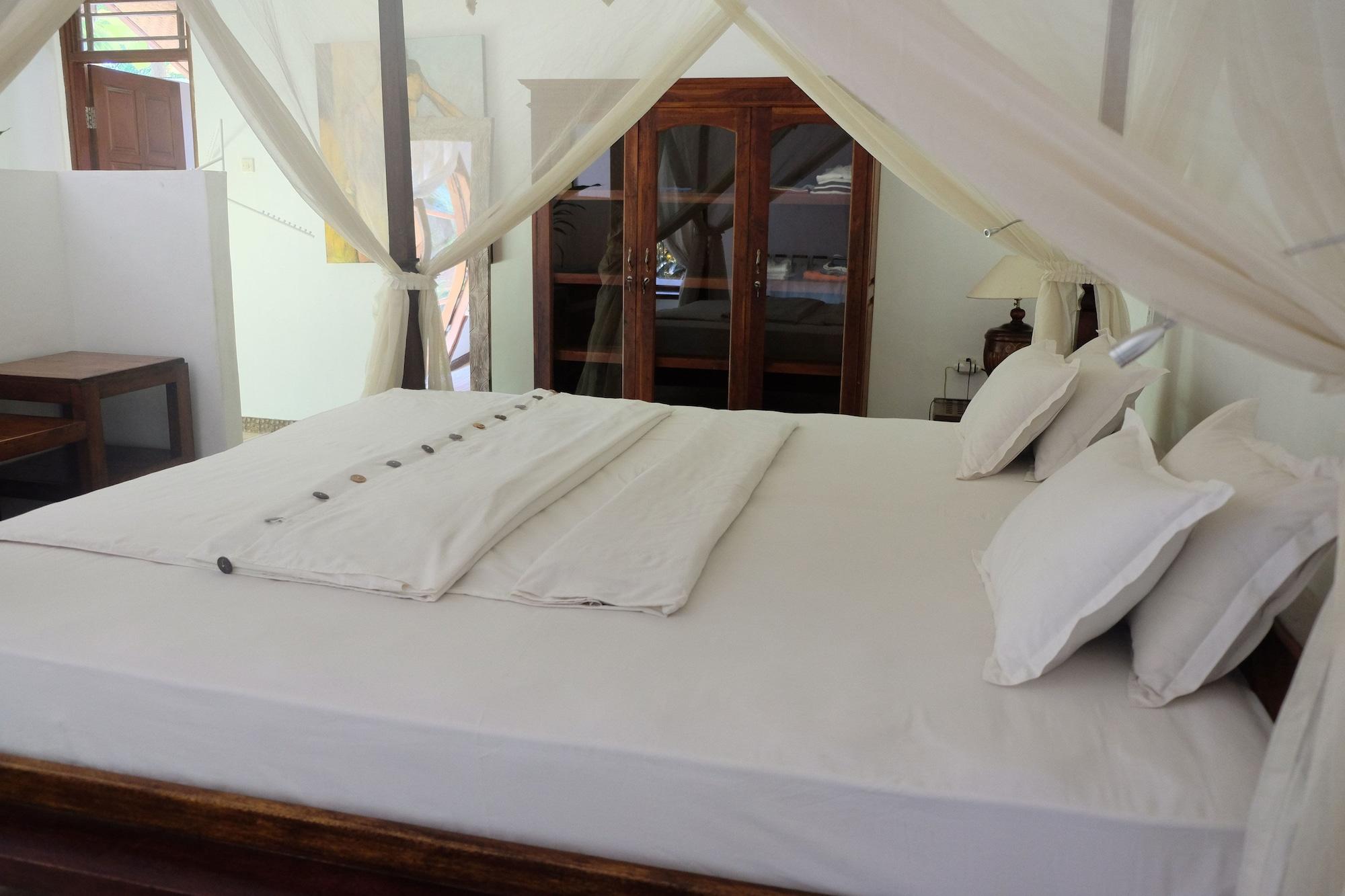 Villa Boreh Beach Resort And Spa Tejakula Esterno foto