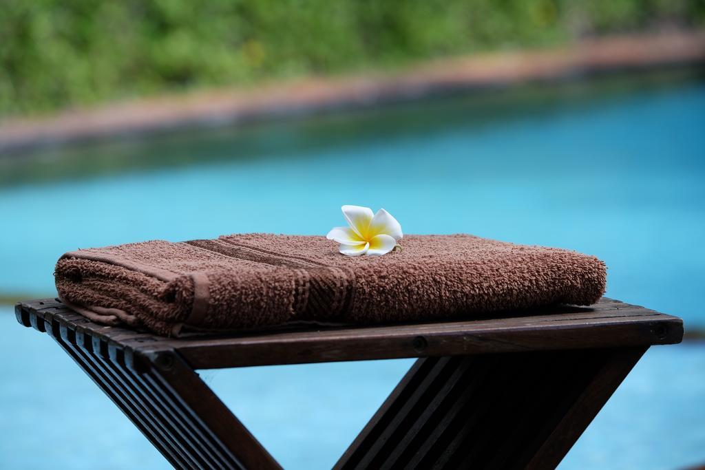 Villa Boreh Beach Resort And Spa Tejakula Esterno foto