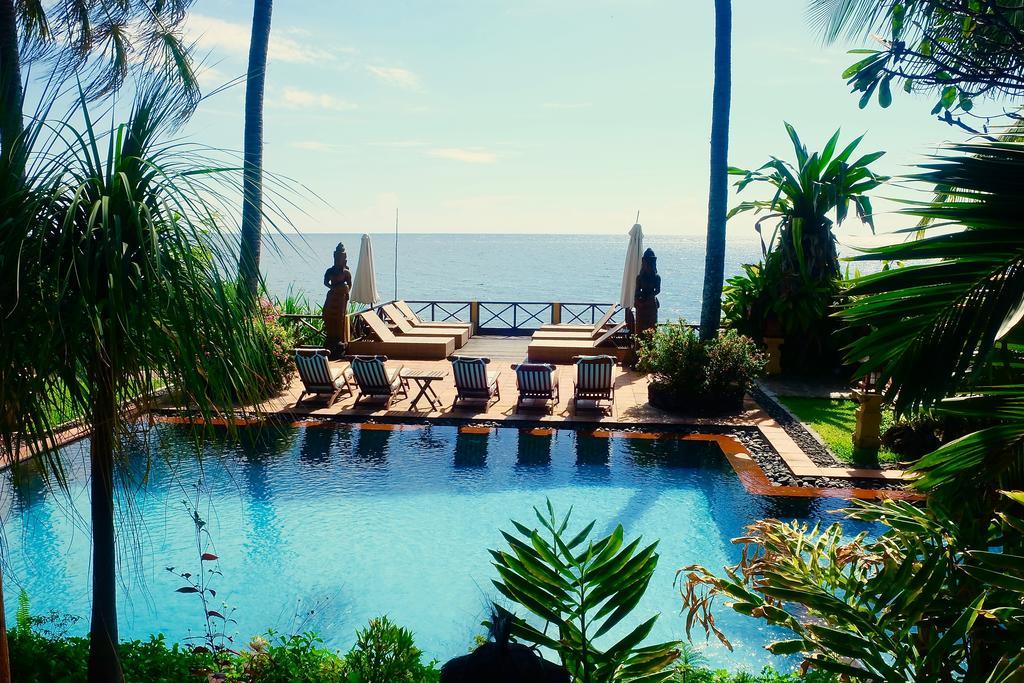 Villa Boreh Beach Resort And Spa Tejakula Esterno foto